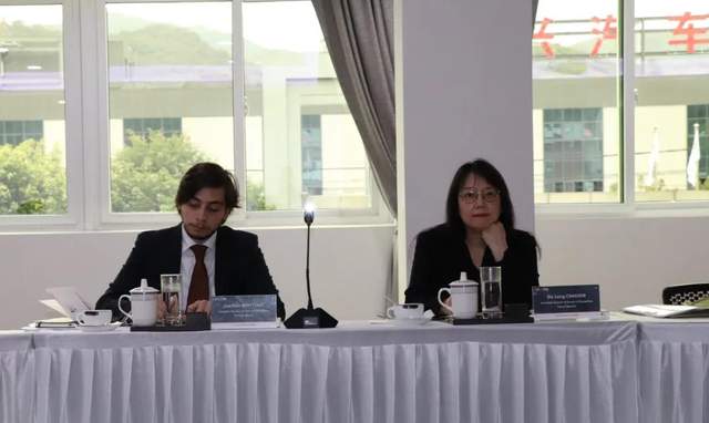 法国驻广州总领事馆总领事周丽君女士一行参观访问西人马公司 法国驻广州总领事馆总领事周丽君女士一行参观访问西人马公司