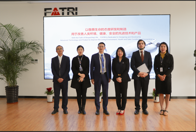 法国驻广州总领事馆总领事周丽君女士一行参观访问西人马公司 法国驻广州总领事馆总领事周丽君女士一行参观访问西人马公司