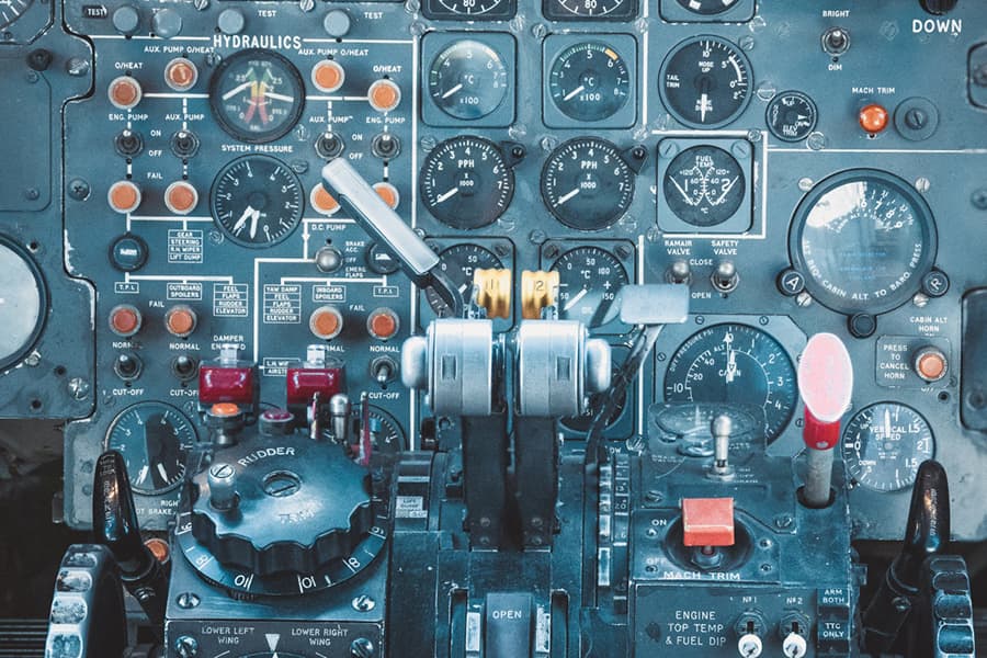 pilot-cockpit-instruments-and-sensors.jpg