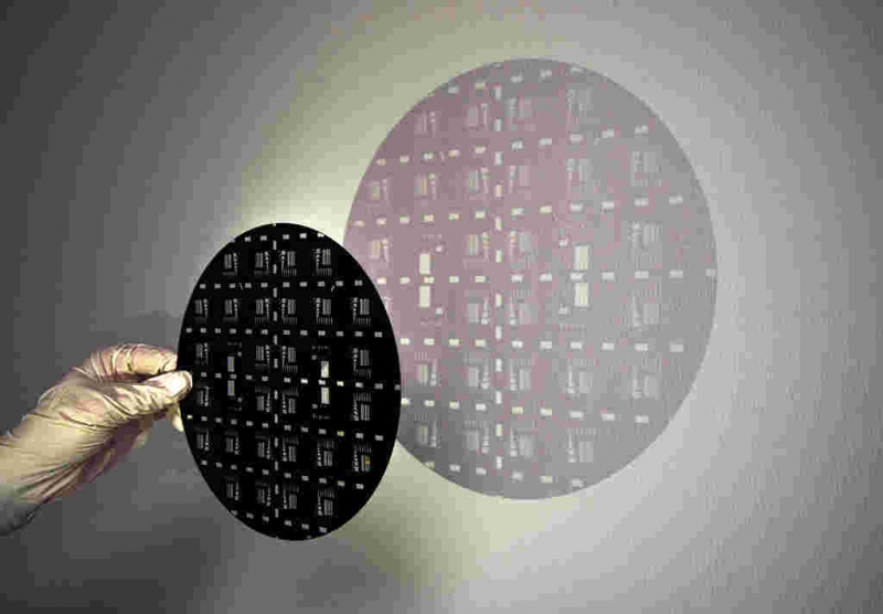 csm_figure-opticallitho3_a5aae24604.jpg