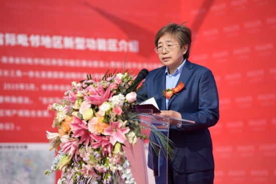 王雷