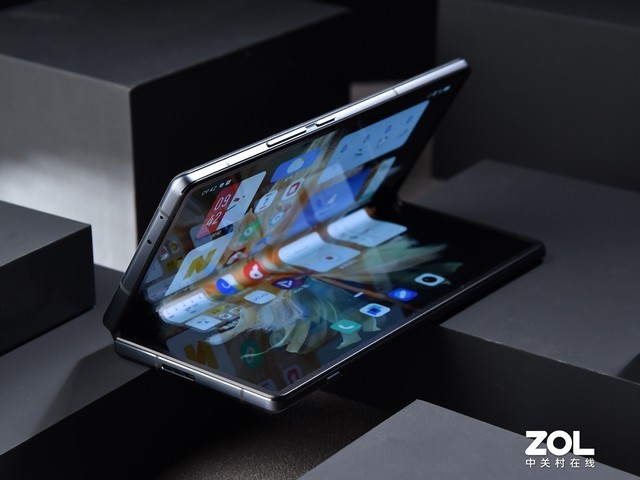你的下一台平板可能是手机?一款屏幕可大可小的新手机