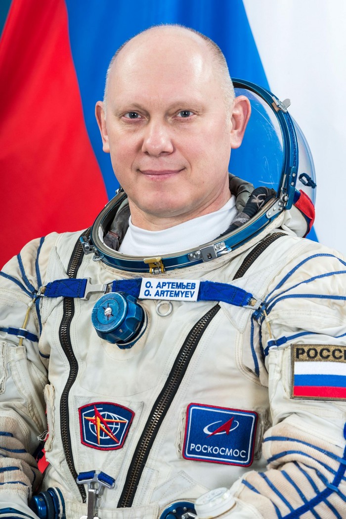 Cosmonaut-Oleg-Artemyev-Portrait.jpg