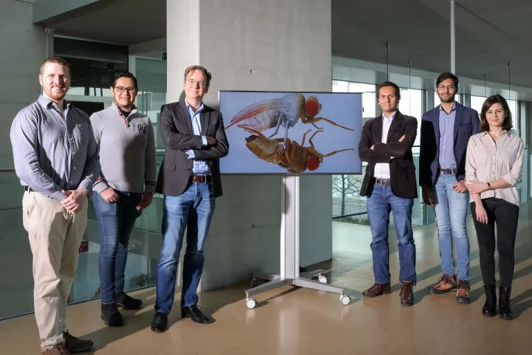 NeuroMechFly-Research-Team-768x512.webp