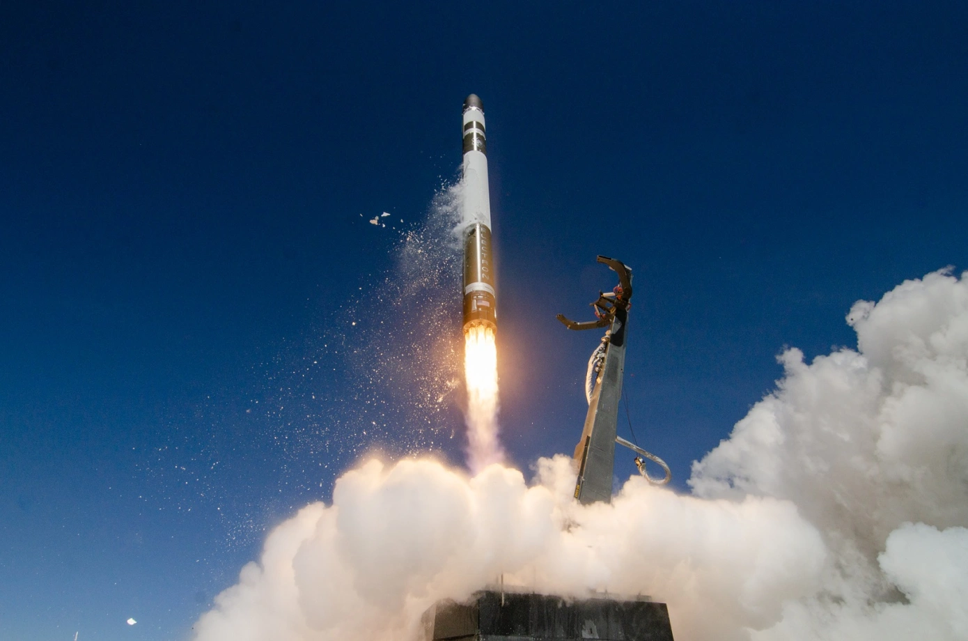 RocketLab-F9-SimonMoffatt-SamToms-LowRes4.webp