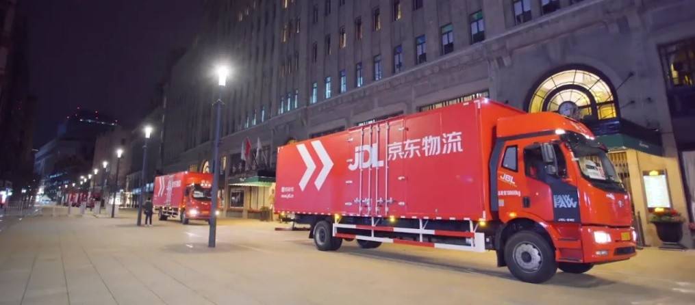 专业化+效率化两手抓