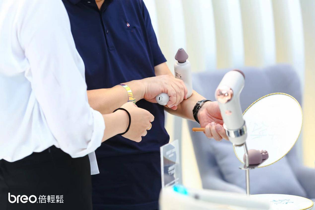 倍轻松媒体品鉴会揭秘多款新品