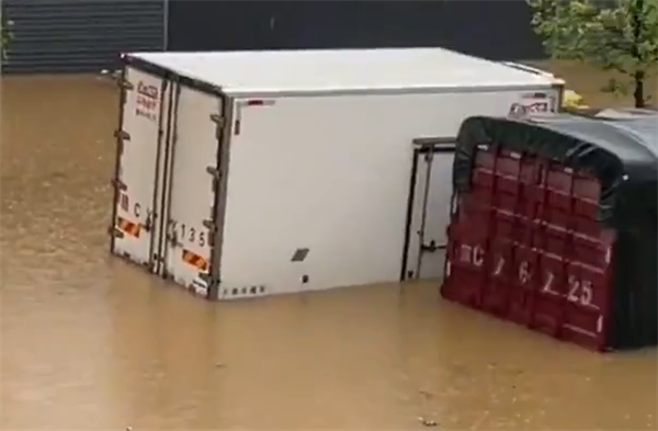 江西宜春暴雨成灾