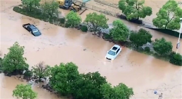 江西宜春暴雨成灾