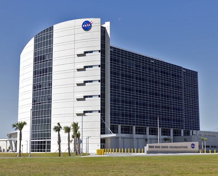 KSC-20190328-PH_GEB01_0081-small.jpg