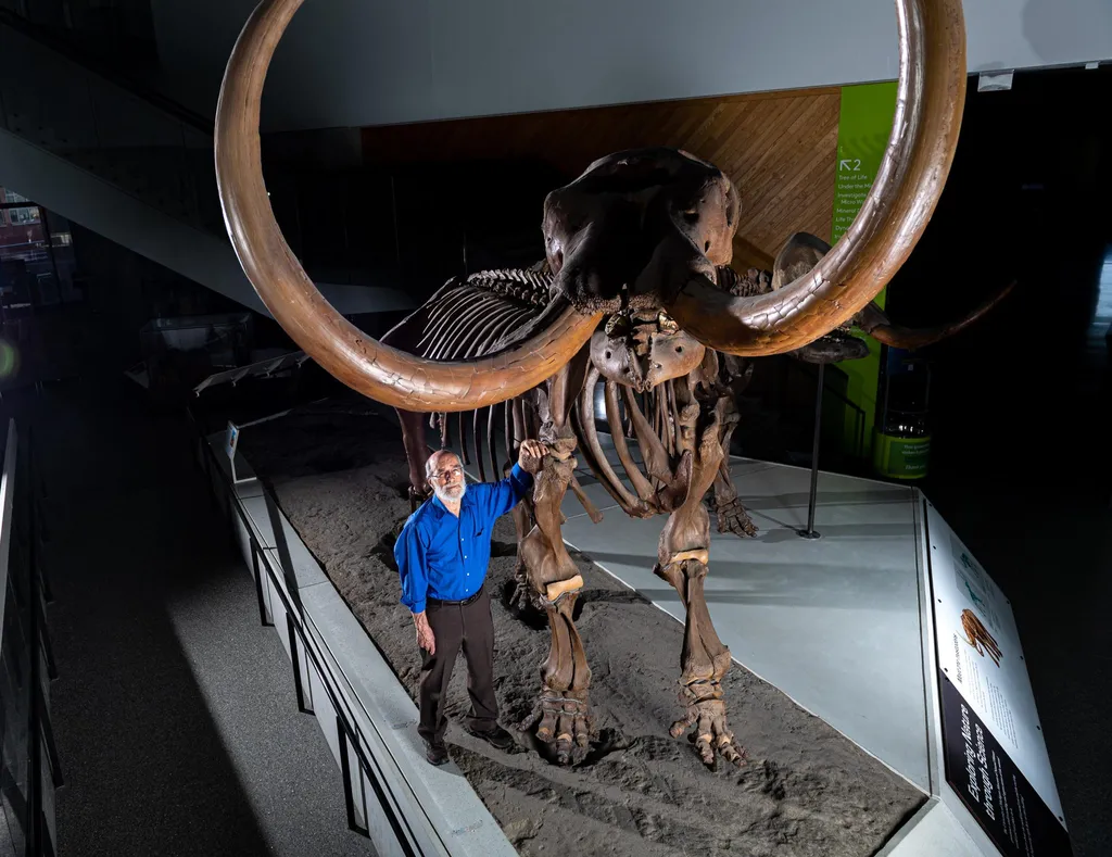 Daniel-Fisher-With-Buesching-Mastodon-2048x1578.webp