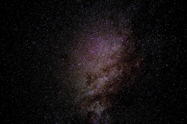 最大的银河系地图发布!涵盖20亿颗恒星数据