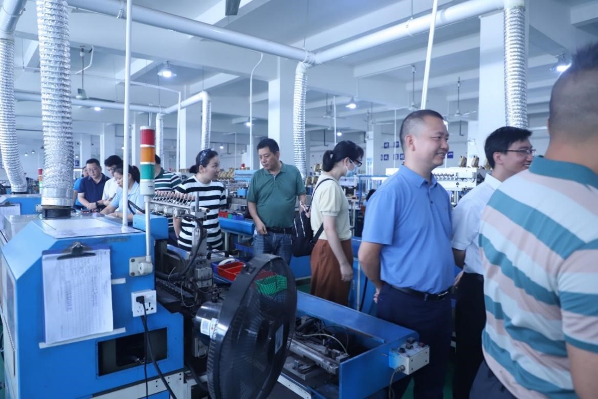 国内首个穿心磁珠团标研讨会召开