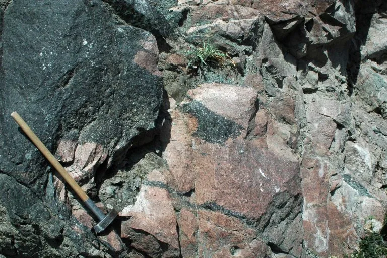 Kohistan-Paleo-Arc-Rock-768x512.webp